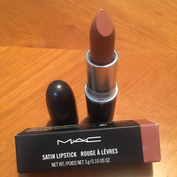 MAC Satin Lipstick Cherish - Picture 4 of 16